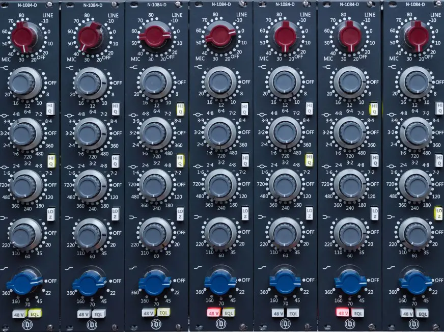 Egaliseur de studio