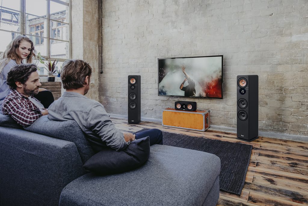 Ultima 40 Surround Lifestyle