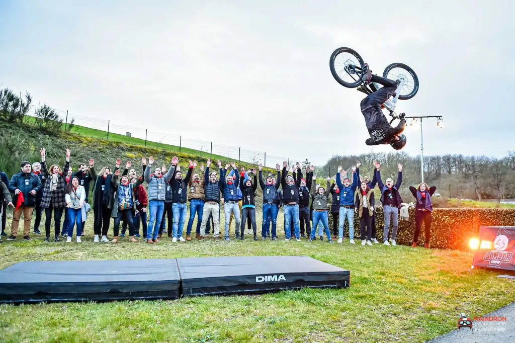 Aurélien Fontenoy Bomber Show